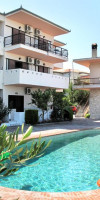 Skentos Hotel