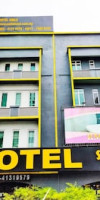 SMILE HOTEL DANAU KOTA