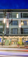 Snoozz Hotel