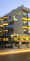 STERIS ELEGANT HOTEL APARTMENTS