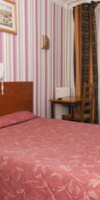 SULLY HOTEL