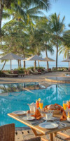 Sultan Sands Island Resort