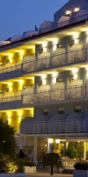 Summery Hotel