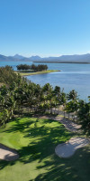 Paradis Beachcomber Golf Resort & Spa