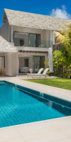The Bay Club at Anahita