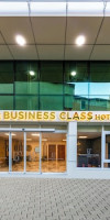 THE BUSINESS CLASS HOTEL