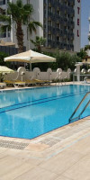 THE CORNER PARK HOTEL