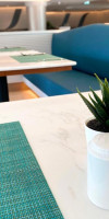 THE THRONE BOUTIQUE HOTEL