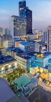 THE QUARTER SILOM BY UHG