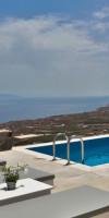 Theano Cave Suites & Villas