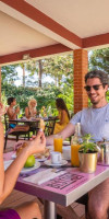 Topazio Vibe Beach Hotel & Apartments