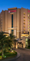 Traders Hotel, Qaryat Al Beri