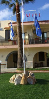 TRITON GARDEN HOTEL