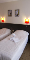 TROPIKS HOTEL