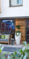 TWO TIMEZ - Boutique Hotel