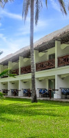 Voyager Beach Resort (R)