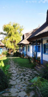 5 Chirpici - Small Traditional Resort..