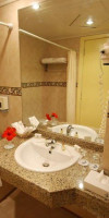 Dive Inn Resort