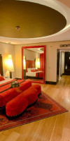 SELECTUM LUXURY RESORT 