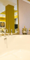 Phoenicia Boutique cm