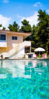 Dryades Hotel