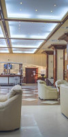 Vemara Beach Hotel 