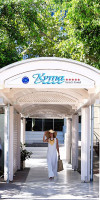 KYMA SUITES BEACH 
