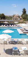 QUALITY LODGE BY BEST WESTERN (Larnaca Bay)