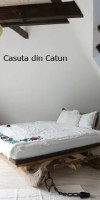 Casuta din Catun (Adults Only) (Grosi)