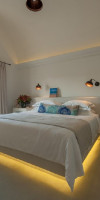 Santo Maris (Adults Only)