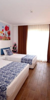 MAISONETTE 25M FROM THE SEA