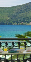 Athina Hotel