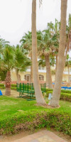 EMPIRE BEACH RESORT