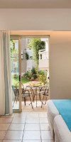 Simons Boutique Hotel