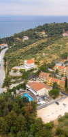 Zoe Hotel