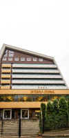 HOTEL INTERNATIONAL