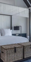 Four Seasons Resort Maldives at Landaa Giraavaru 