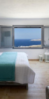Symmetry Suites (Akrotiri Santorini)