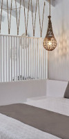 Mr And Mrs White (Adults Only 16+) (Acharavi)