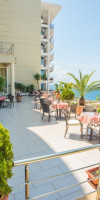 Oasis Hotel (Sarande)