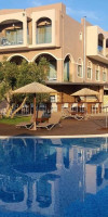 Elegance Luxury Suites (Tragaki)