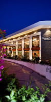 Hotel 2-4* Italia