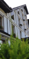 HOTEL ESCALADE.