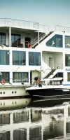 Bella Marina Hotel Plutitor..