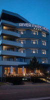 Hotel River Park