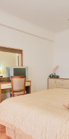 Hotel Saturn