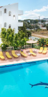 Mikes House Hotel 