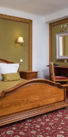 . Grand Hotel Brasov