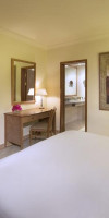 Hilton Sharks Bay Resort 