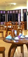PrideInn Flamingo Beach Resort